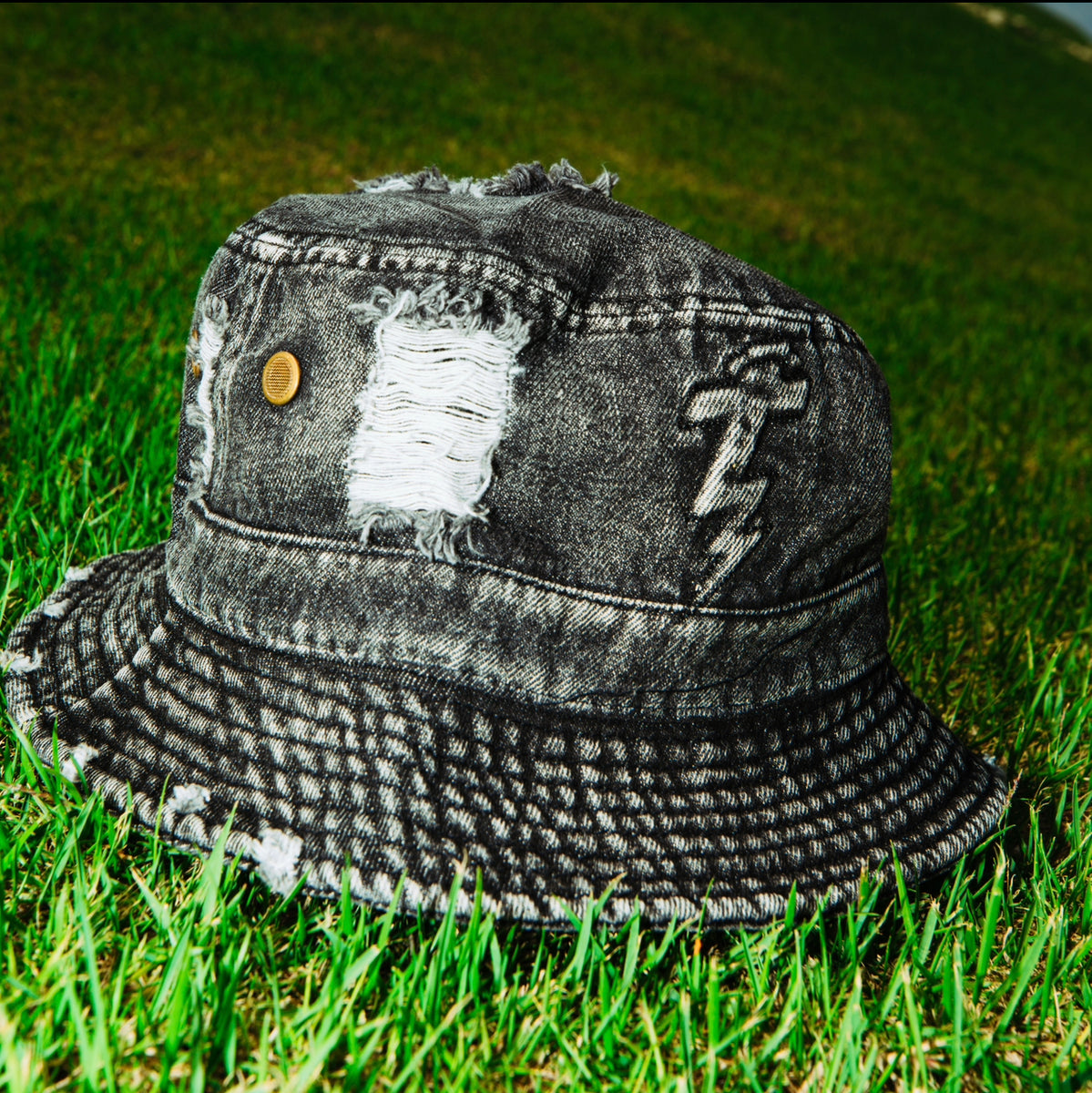 Black Stretch Denim Reversible Bucket Hat of Retro Old School 